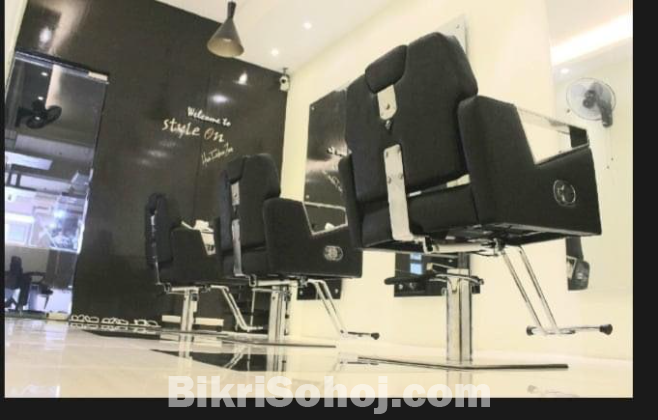 Gents parlour for sale